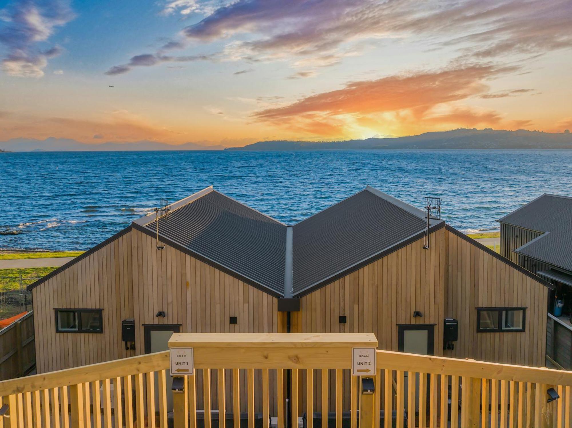 Brand New Lake Front Homes Spa Pool Taupo Exterior foto
