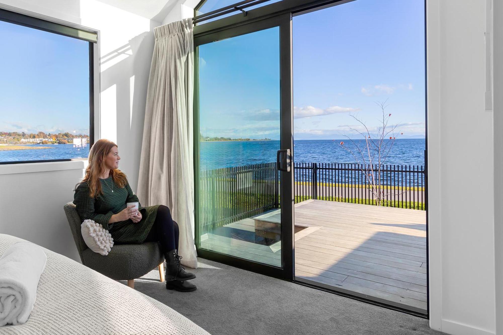 Brand New Lake Front Homes Spa Pool Taupo Exterior foto
